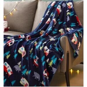 NEW SUPER SOFT COZY PLUSH THROW BLANKET 50" X 60" CAMPER WITH BEARS & TREES BLUE